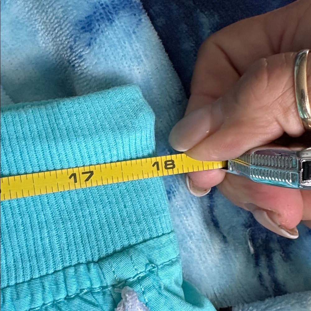 Dash Women's Turquoise Skorts - Picture 5 of 5